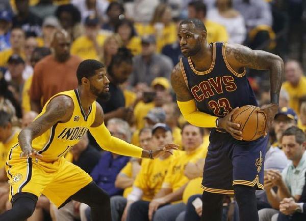 澳超前瞻：喷气机中卫突然离队，麦克阿瑟客场表现不俗（澳超前瞻：喷气机突失中卫，麦克阿瑟客场发挥稳定）