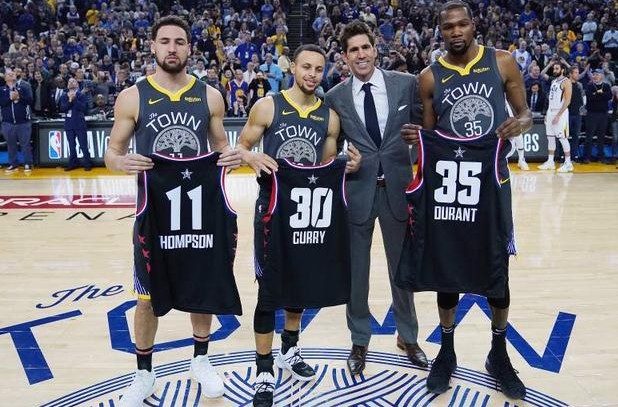 阿隆索：虽然我现在是教练，但真正美妙的是踢球（阿隆索坦言：如今身为主帅，最美妙的仍是踢球）