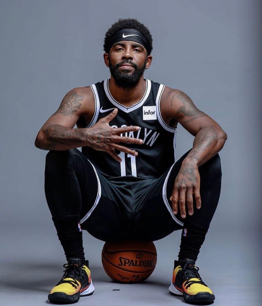 大连英博外援拉布亚德离队，本赛季表现起伏，遭质疑，终与俱乐部解约。（大连英博外援拉布亚德与俱乐部解约离队：赛季表现起伏惹质疑）