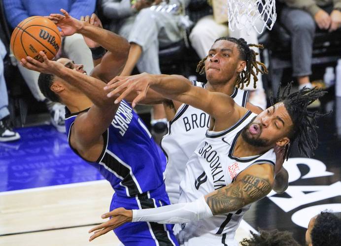 NBA季后赛球队战术分析与胜负预测（NBA季后赛战术剖析与胜负前瞻）